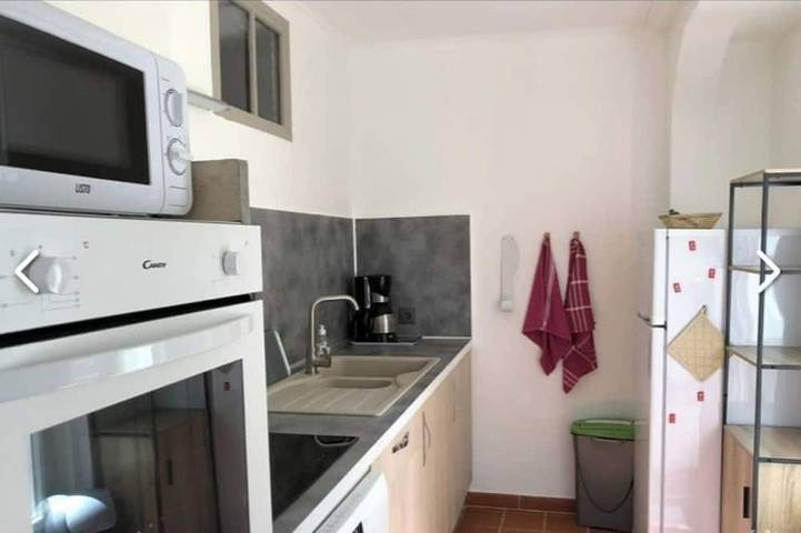 House Les Mazes De Beaumel 4 people - 15 % de réduction du 24 août au 14 sept. in Vallon-Pont-d'Arc, Ardèche