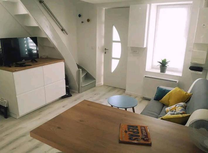 Location de vacances pour 2 personnes, avec terrasse dans Le Breuil-sur-Couze - 3