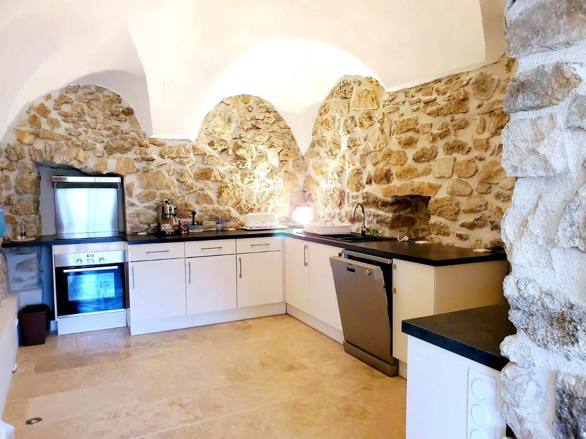 Appartement entier, Three-Bedroom Apartment in Aregno, Région de Calvi