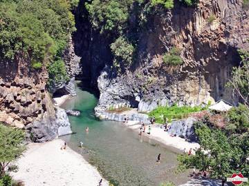 Cottage for 2 People in Giarre, Sicily, Photo 4
