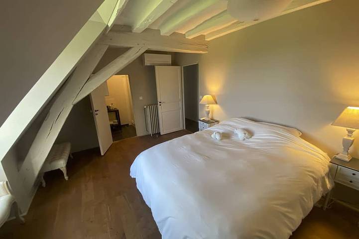 Location de vacances pour 12 personnes, avec jardin et jacuzzi à Véretz - 2