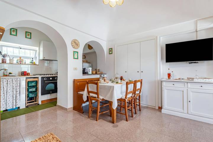 Location de vacances pour 5 personnes, avec terrasse, animaux acceptés à Fasano - 4