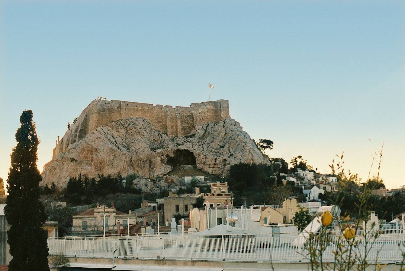 Ganze Wohnung, Penthouse Under Acropolis in Zentral-Athen, Athen