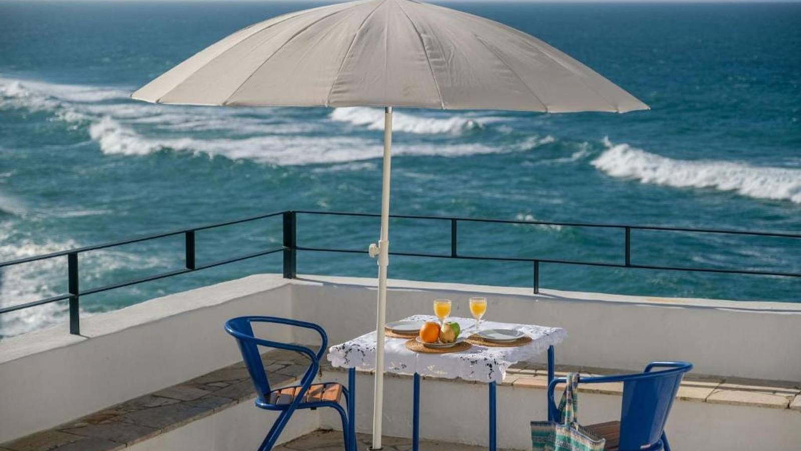 Apartamento inteiro, Casa Condessa by Lovelystay in Azenhas do Mar, Costa de Lisboa