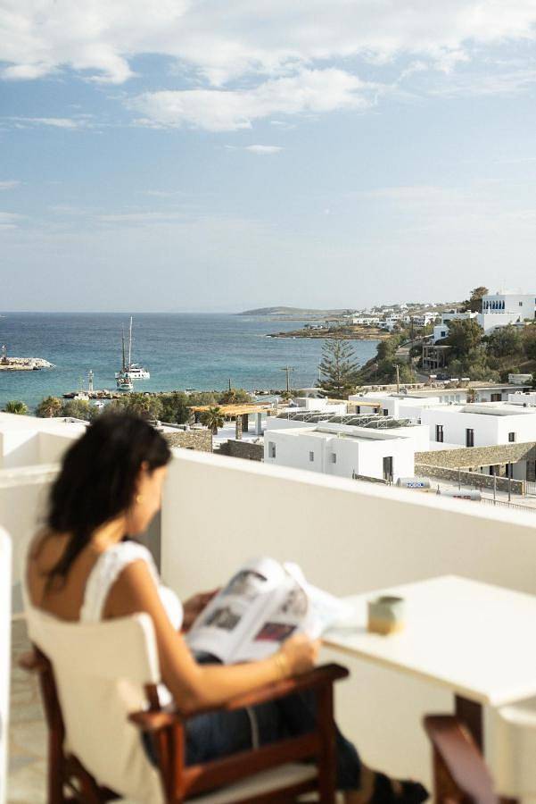 Hôtel pour 2 personnes, avec piscine ainsi que vue et balcon dans Píso Livádi - 2