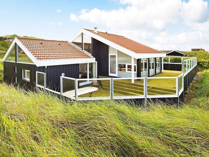 Ferienhaus für 14 Personen, mit Whirlpool und Terrasse, kinderfreundlich in Grønhøj