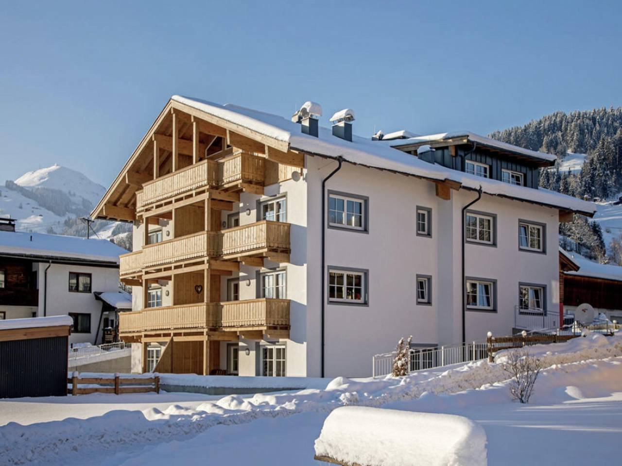 Geheel appartement, Ruim appartement nabij het skigebied in Brixen in Brixen im Thale, Kitzbüheler Alpen