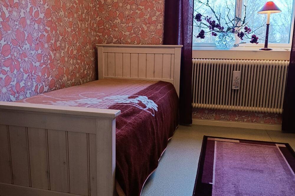 Ferienhaus zwischen Seen & Skigebiet in Dalarna – Hus Fee in Ludvika, Dalarna