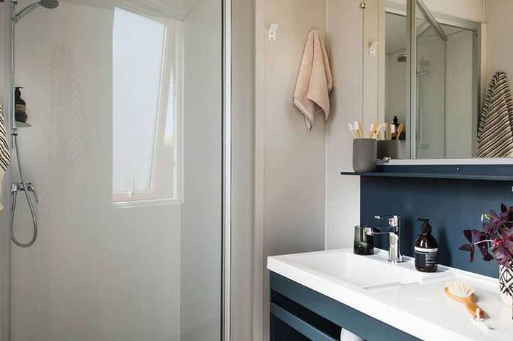 Mobil home pour 6 personnes dans Plage De La Paree Du Jonc - 3