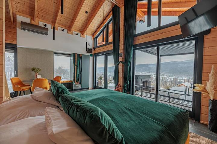 Apartament wakacyjny dla 3 osób, z ogród i sauna oraz widok w Miszkolc