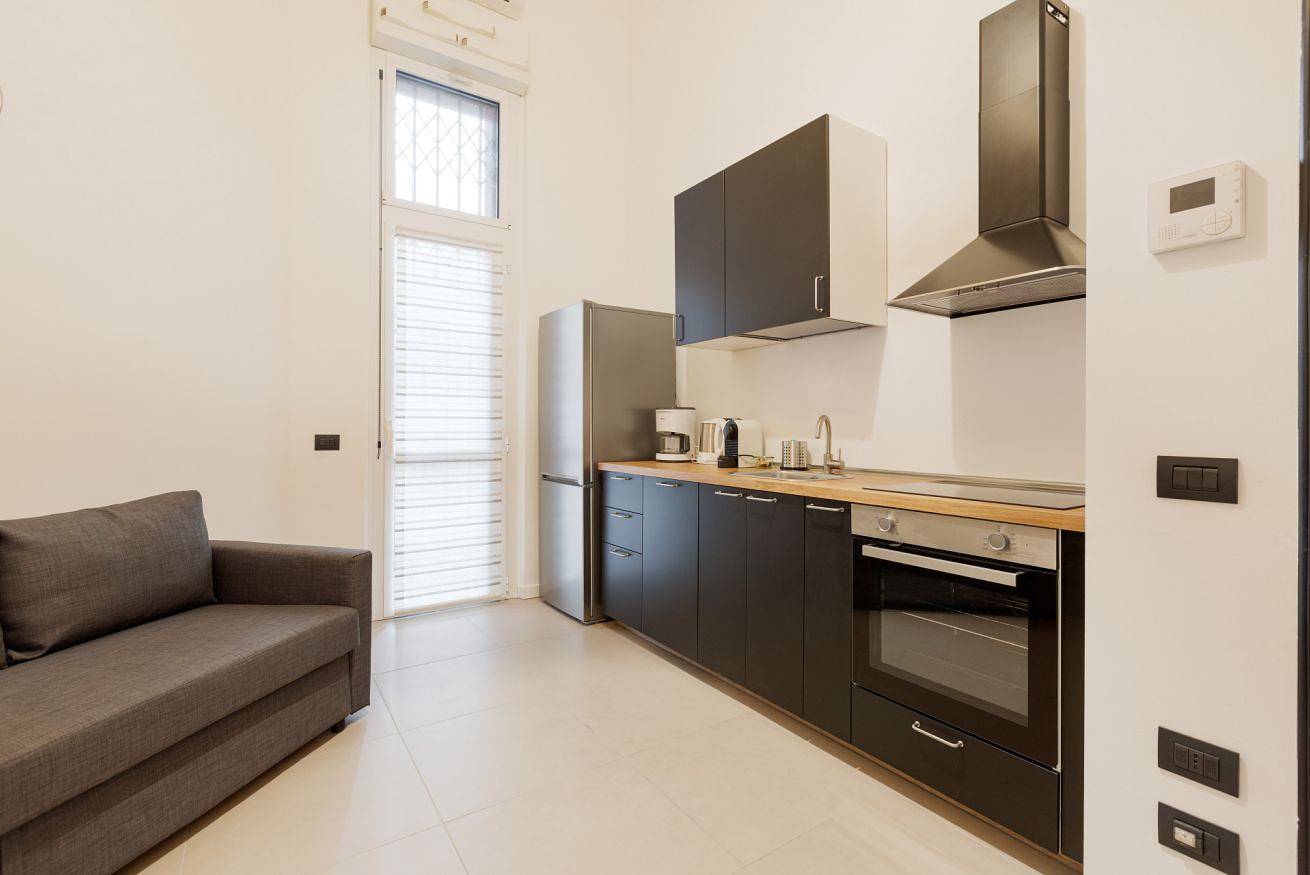 Apartamento entero, Cosenz 54 Mi Vk in Milán, Provincia de Milan