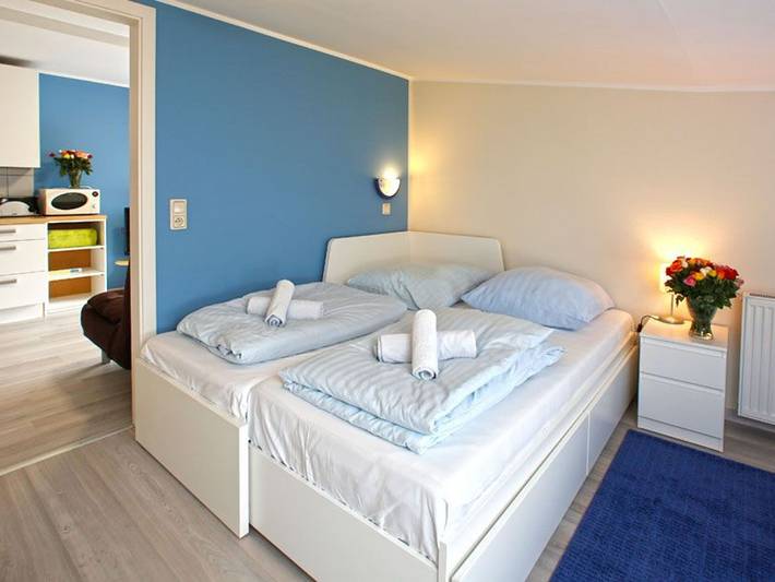 Ferienwohnung für 4 Personen, mit Balkon und Garten sowie Seeblick in Niderviller