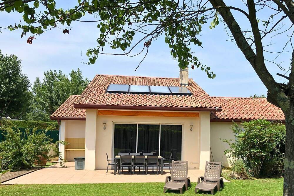 Spacious family villa for 8 people with garden in Hendaye plage in Hendaye, Bayonne e dintorni