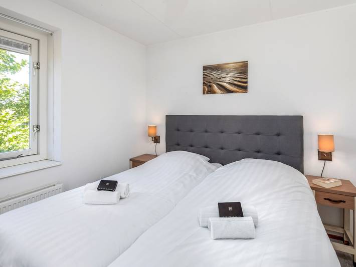 Ferienhaus für 8 Personen, mit Pool und Sauna in Bruinisse - 4