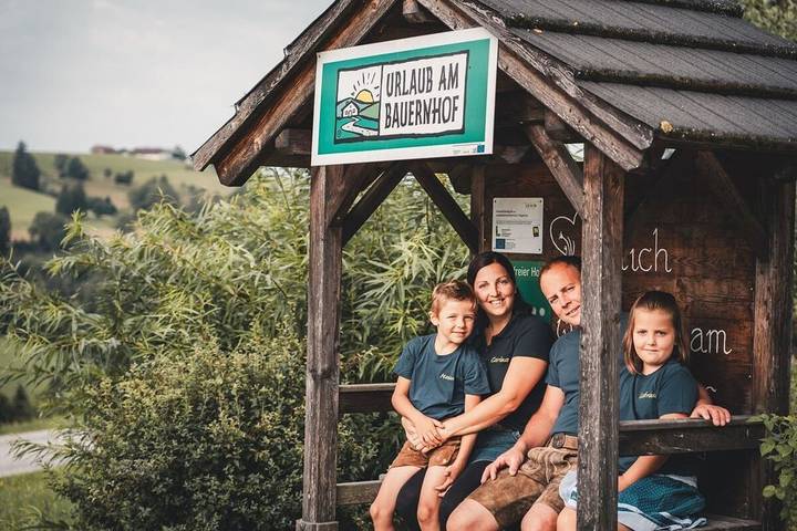Ferienwohnung für 2 Personen, mit Balkon/Terrasse und Balkon sowie Garten und Pool in Waidhofen an der Ybbs