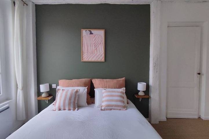 Location de vacances pour 13 personnes, animaux acceptés à Fronsac - 2