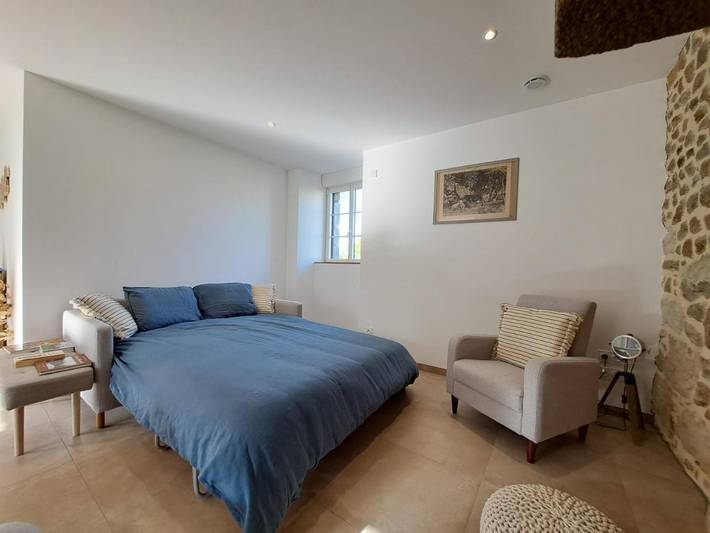 Gîte pour 8 personnes, avec terrasse et jacuzzi dans Saint-Patrice-du-Désert
