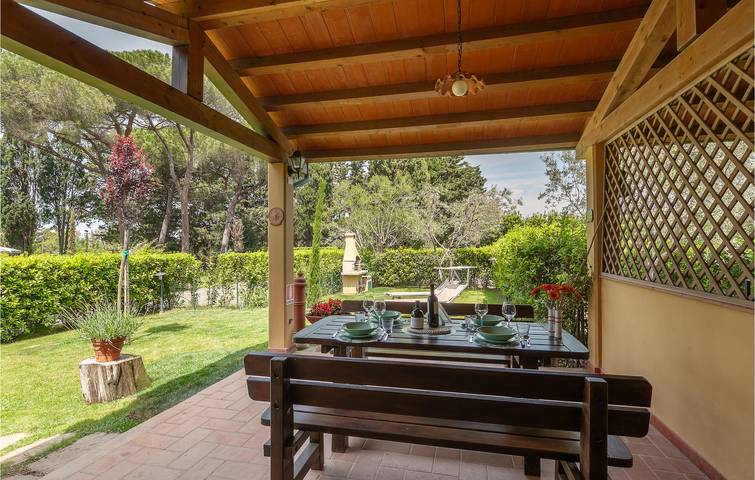 Ferienhaus für 5 Personen, mit Terrasse, mit Haustier in Cecina - 2