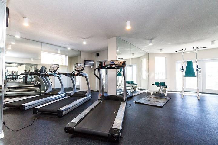 Vacation rental for 3 people, with balcony and hot tub as well as pool in Okaloosa Island