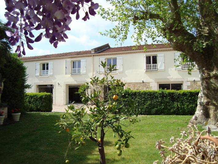 Location de vacances pour 2 personnes, avec piscine et sauna ainsi que vue et jardin à Queyrac - 2