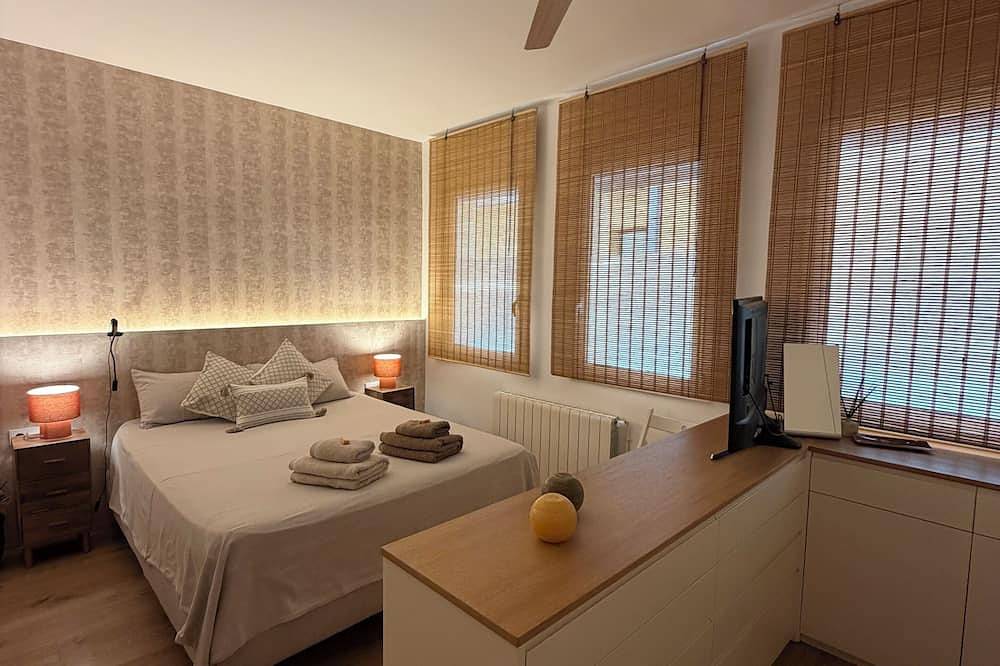 Casa Sailona - Duplex with Terrace on Gracia Square in Barcelona Zentrum, Barcelona