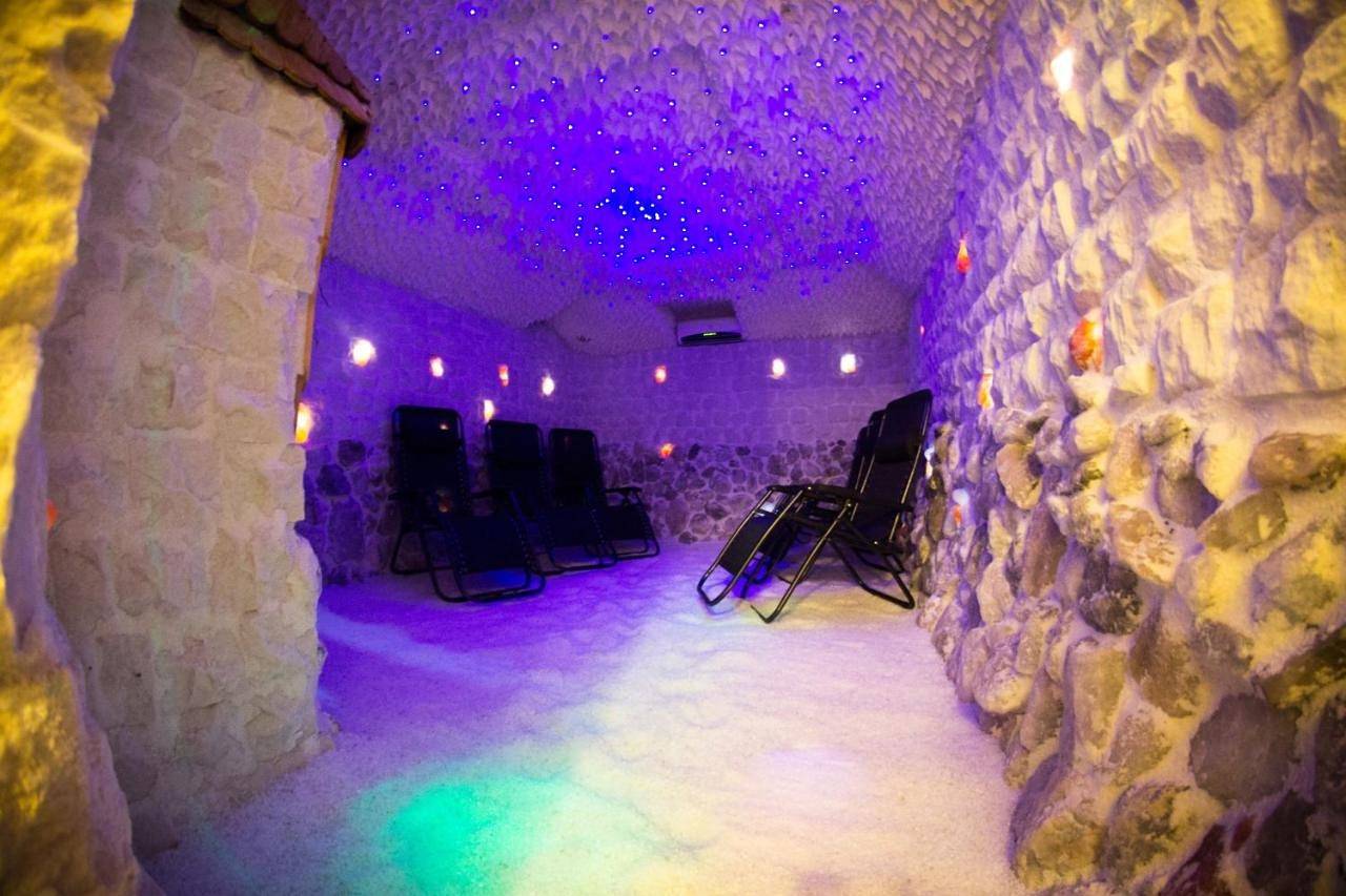 Ośrodek nad jeziorem - Radew Rosnowo in Rosnowo, Powiat Koszaliński