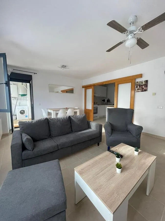 Apartamento de vacaciones para 6 personas, con balcón - 1