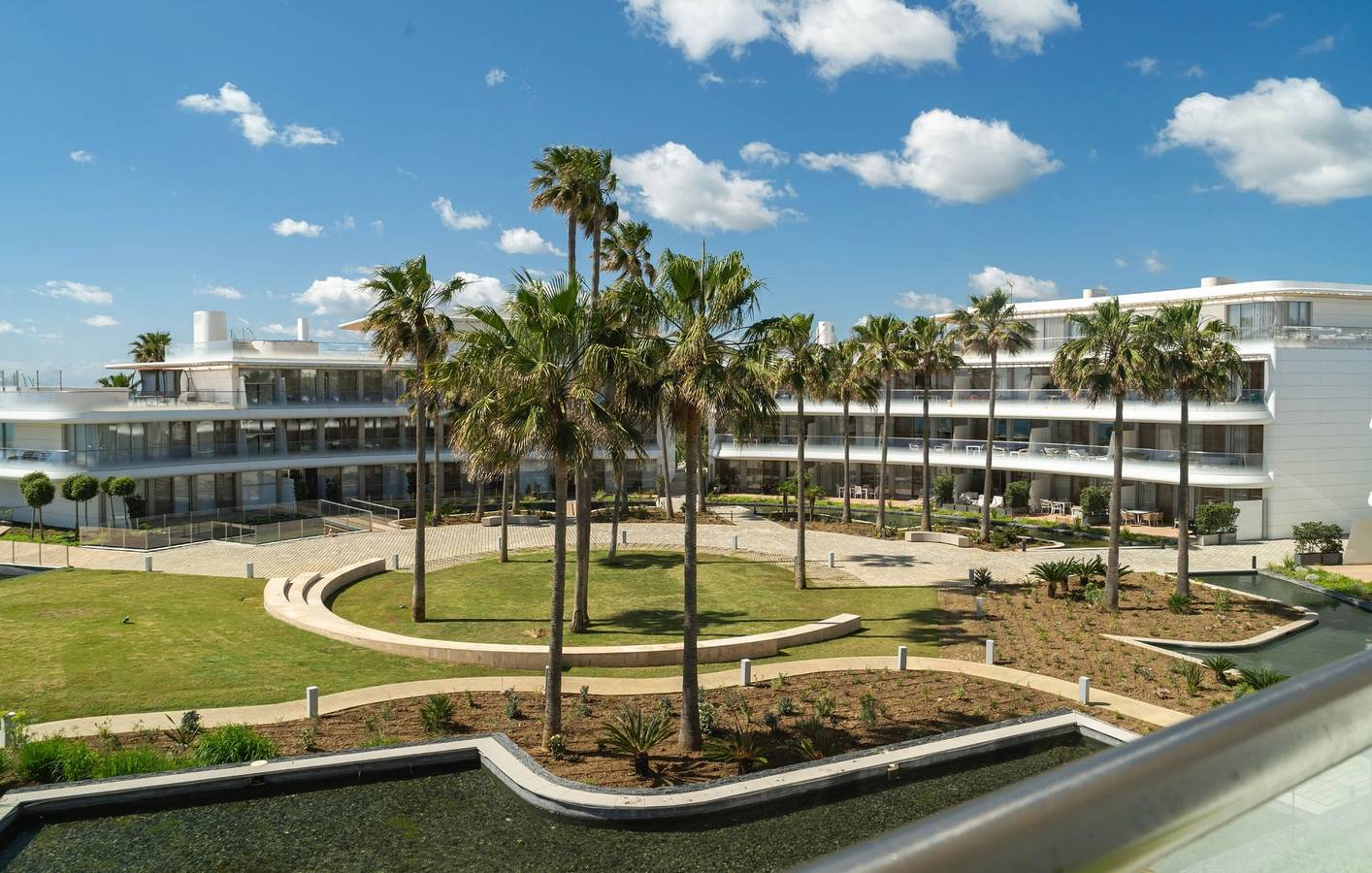 Entire apartment, The Edge in Estepona, Costa del Sol