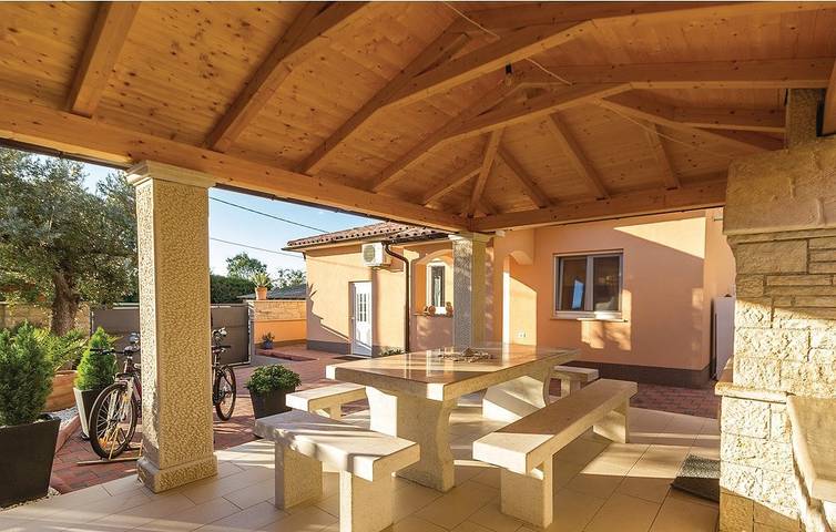 Villa Cezar by Villas Guide in Grad Vodnjan, Southcoast Istria