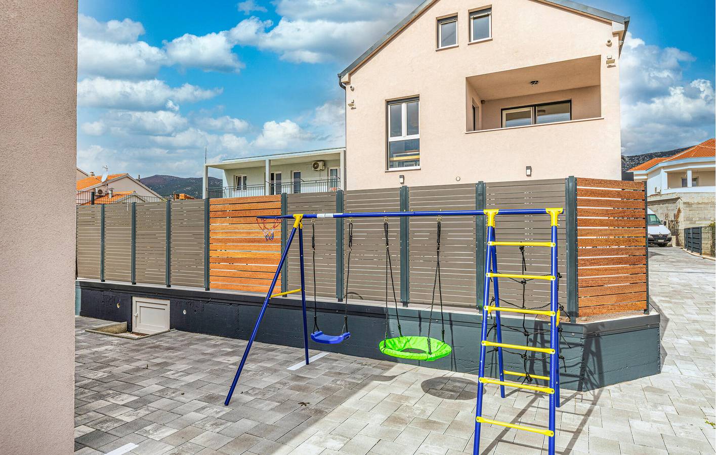 Ganze Ferienwohnung, Ferienwohnung für 5 Personen mit Terrasse in Kastel Novi, Kaštela