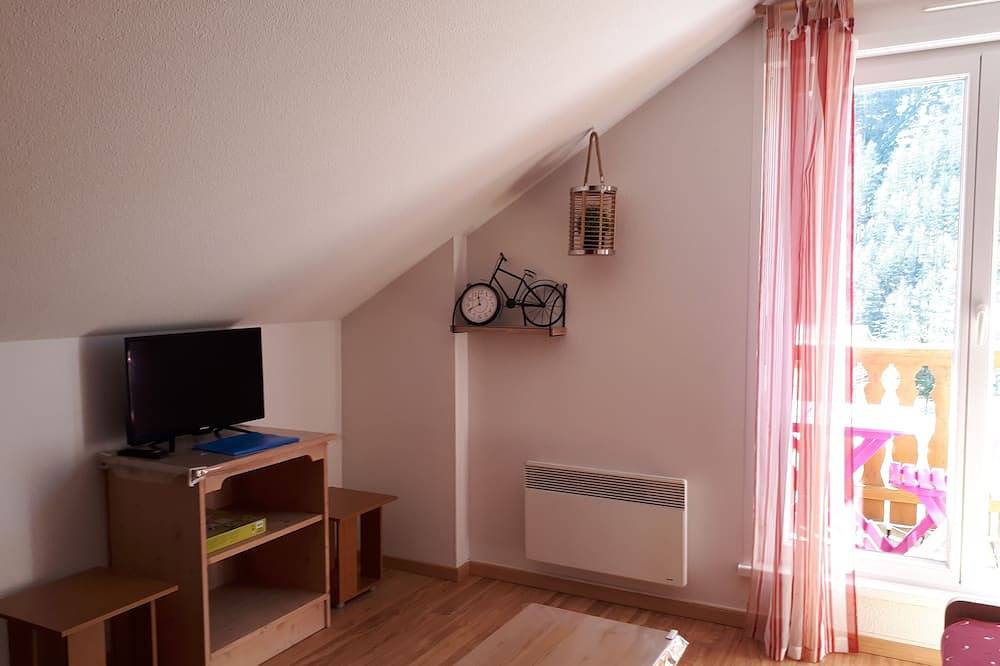 Appartement entier, Appt 22  Studio dans un village de montagne au Pays de la Meije in Villar-d'Arêne, Parc national des Écrins