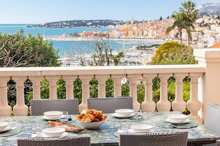 Appartement de vacances pour 6 personnes, avec piscine et terrasse