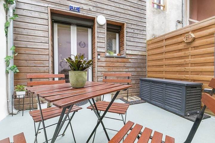 Gîte pour 4 personnes, avec Jardin à Dijon