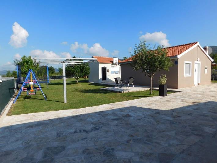 2-Zimmer-Haus mit Terrasse Radošić, Zagora K-15891 in Radošić, Split-Dalmatien