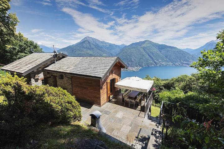 Ferienhaus für 8 Personen, mit Ausblick und Sauna sowie Garten und Seeblick, mit Haustier am Comer See - 2