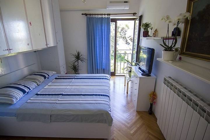 Ferienwohnung für 2 Personen, mit Balkon/Terrasse auf Lošinj