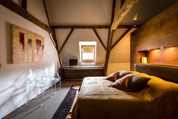 Agriturismo pour 12 personnes, avec sauna ainsi que piscine et jardin à Genappe