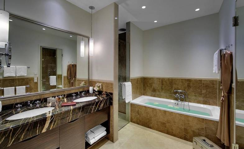 Hotel für 4 Personen, mit Terrasse und Pool sowie Sauna in Hamburg - 3