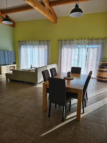 Cottage pour 7 personnes, avec jardin et terrasse dans Lazer