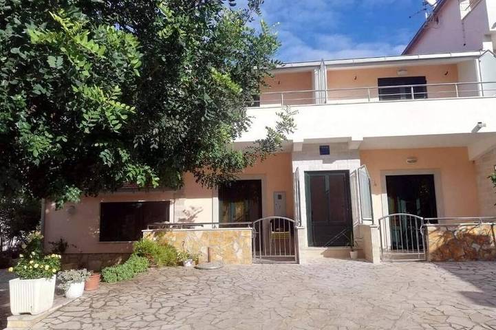 Ganze Wohnung, 1-Zimmer-Ferienwohnung mit Balkon Loviste, Peljesac in Dubrovnik-Neretva