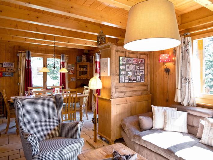 Location de vacances pour 8 personnes, avec vue et jardin à Orsières - 2