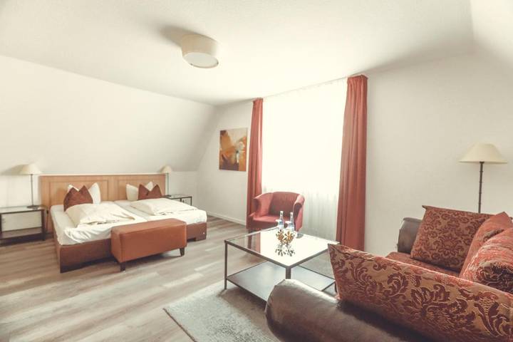Hotel für 2 Personen, mit Terrasse und Ausblick in Mettingen
