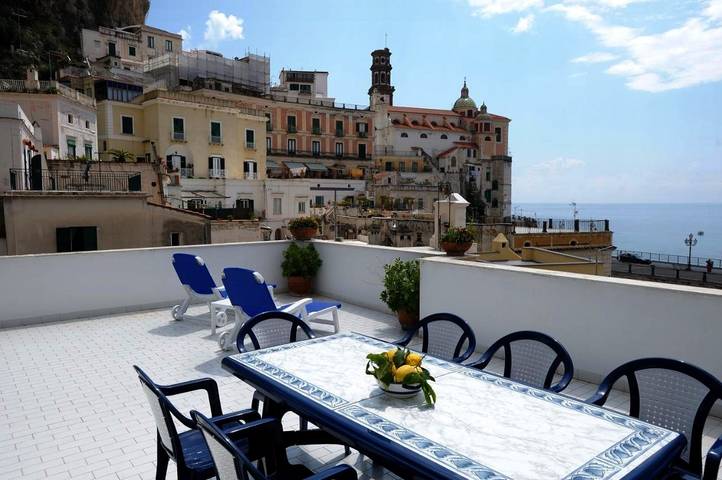 Vakantiehuis voor 4 personen, met uitzicht en terras in Amalfi
