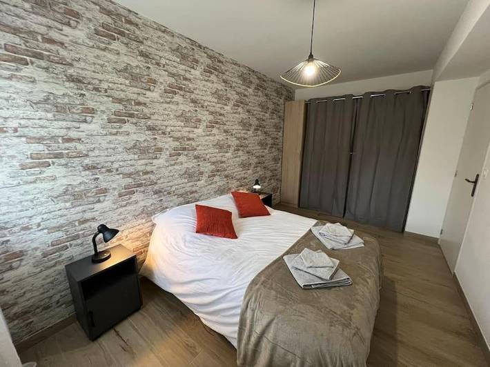 Location de vacances pour 4 personnes, avec terrasse à Vézeronce-Curtin - 2