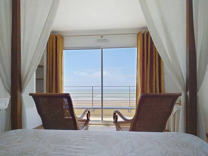 Location de vacances pour 10 personnes, avec jardin et terrasse à Saint-Germain-sur-Ay - 2