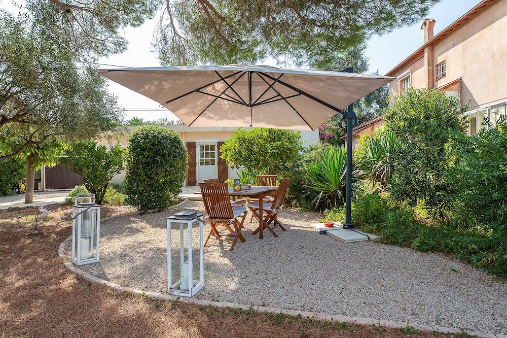House with garden over the bay of Cannes in Cannes, Cannes region