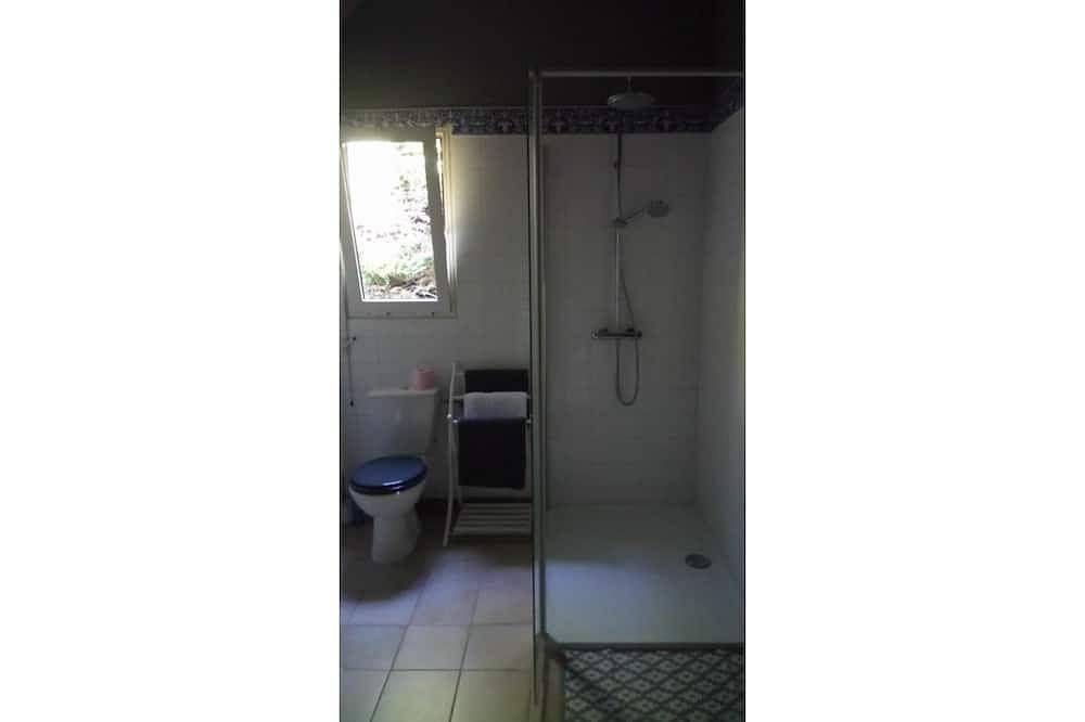 Entire apartment, Apartment in Althen-des-Paluds, Vaucluse