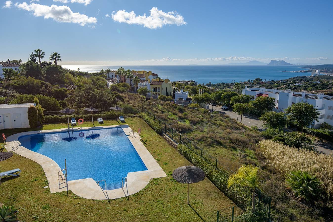 Casa María Luisa: Terrazza panoramica, vista spettacolare su Gibilterra e monolocale indipendente in Manilva, Provincia di Malaga