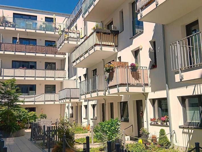 Ferienwohnung für 3 Personen, mit Balkon und Terrasse sowie Garten und Ausblick