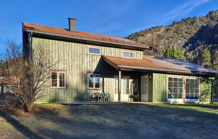Ferienhaus für 10 Personen mit Sauna in Tveitvatnet, Åmli